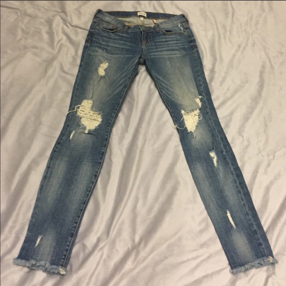 ✨Fashion nova ✨distressed skinny jeans✨